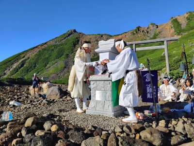 三の池白龍王様祠再建立開眼